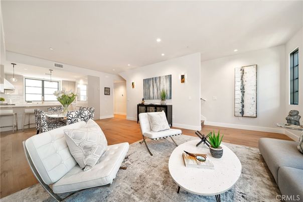 Dining room, Interior, Kitchen, Living room, Pendant Lights, Recessed Lighting, Wood Texture Flooring