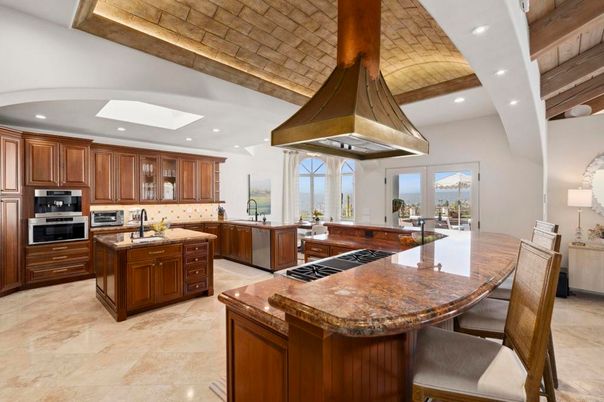 Interior, Kitchen, Recessed Lighting, Stainless Steel Appliances, Wooden Beams, Wooden Ceilings