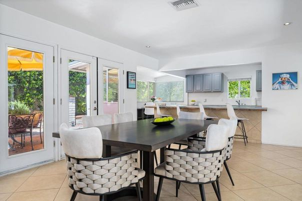 Dining room, Interior, Kitchen, Recessed Lighting