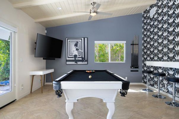 Billiard Table, Game Room, Interior, Recessed Lighting