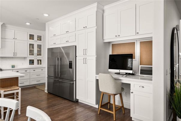 Home Office, Interior, Kitchen, Recessed Lighting, Wood Texture Flooring