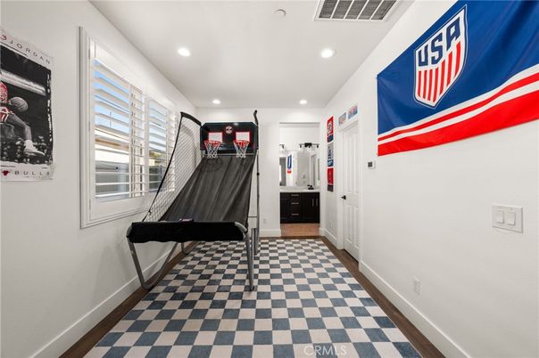 Interior, Recessed Lighting
