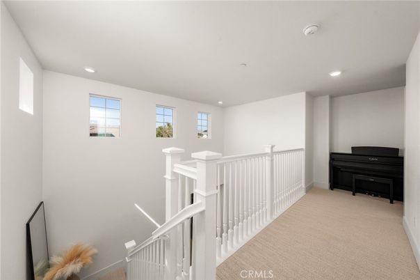 Interior, Piano, Recessed Lighting
