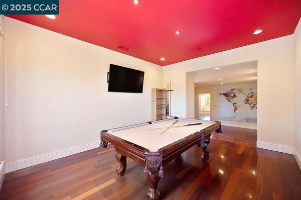 Billiard Table, Game Room, Interior, Recessed Lighting, Wood Texture Flooring