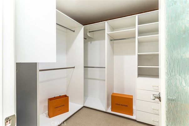 Interior, Walk-in Closets