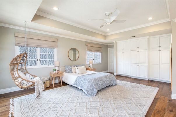 Bedroom, Interior, Recessed Lighting, Wood Texture Flooring