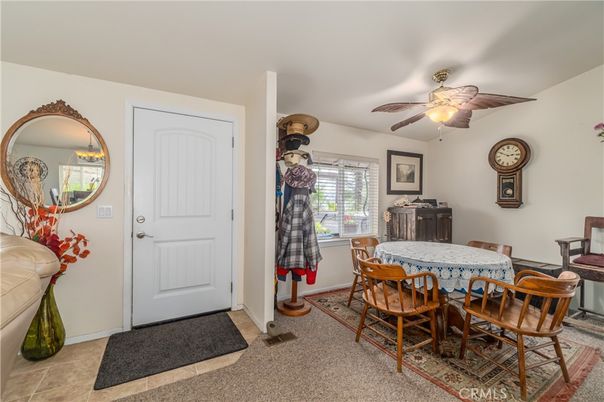 Dining room, Interior