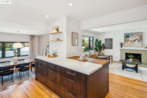 Dining room, Fireplace, Interior, Pendant Lights, Recessed Lighting, Wood Texture Flooring