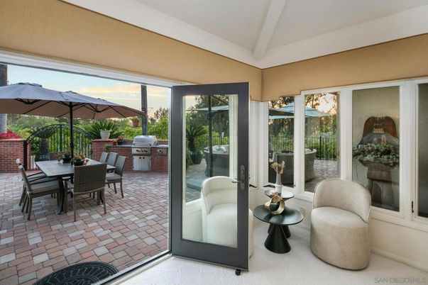 Dining room, Interior, Sun Room