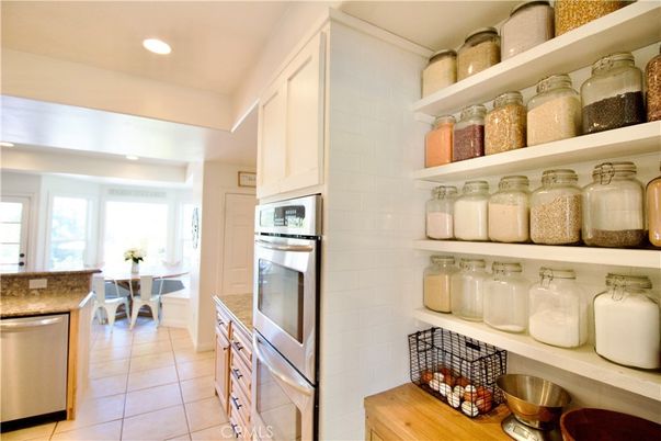 Dining room, Interior, Kitchen, Recessed Lighting, Stainless Steel Appliances