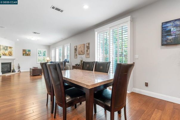 Dining room, Fireplace, Interior, Recessed Lighting, Wood Texture Flooring