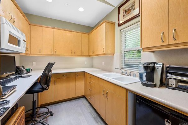 Home Office, Interior, Kitchen, Recessed Lighting, Wood Texture Flooring