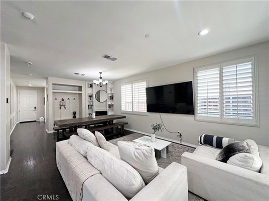 Chandelier, Dining room, Interior, Living room, Recessed Lighting, Wood Texture Flooring