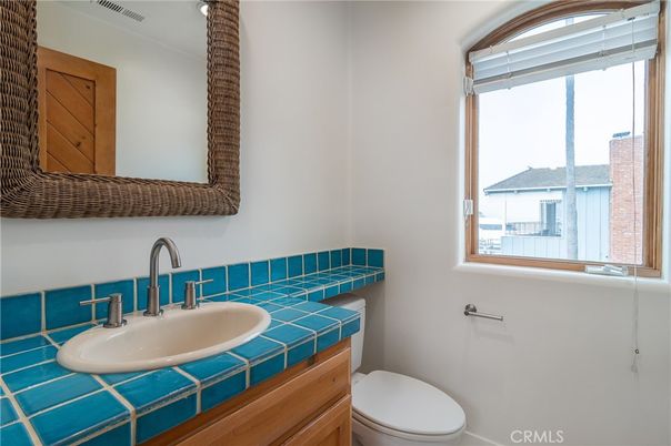Bathroom, Interior, Tile Countertops