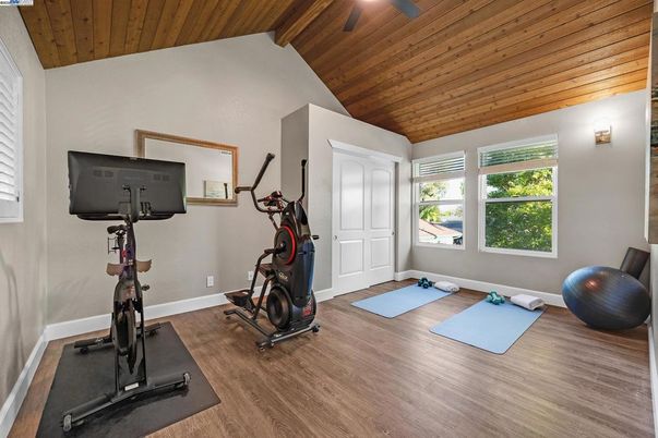 Fitness Equipment, Interior, Wooden Ceilings, Wood Texture Flooring