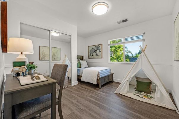 Bedroom, Home Office, Interior, Wood Texture Flooring