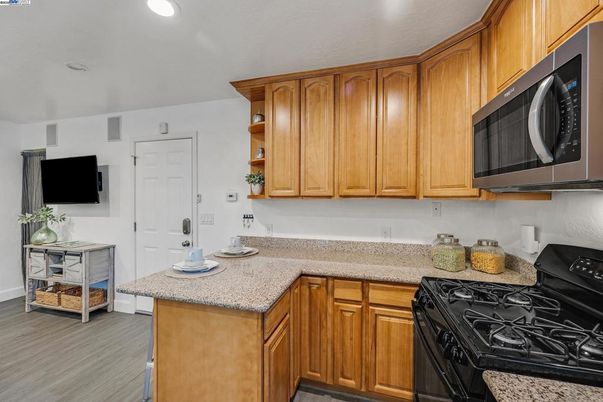 Interior, Kitchen, Recessed Lighting, Wood Texture Flooring