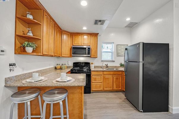 Interior, Kitchen, Recessed Lighting, Wood Texture Flooring