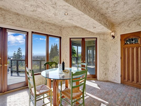 Dining room, Interior, Recessed Lighting