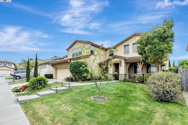 Attached, Backyard, Exterior, Facade, Mediterranean