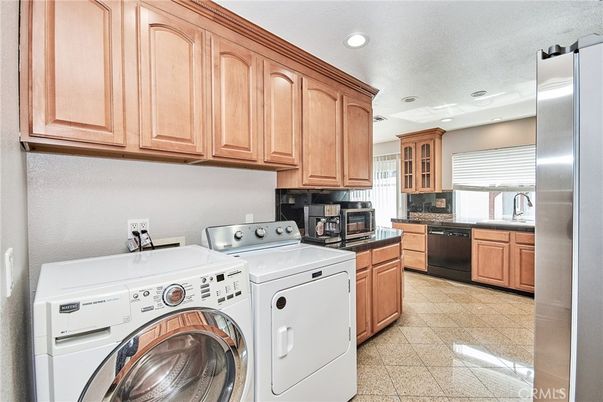 Interior, Recessed Lighting, Washer