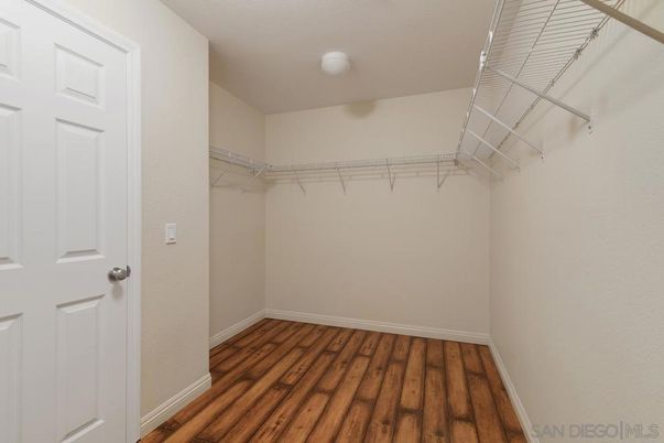Interior, Walk-in Closets, Wood Texture Flooring