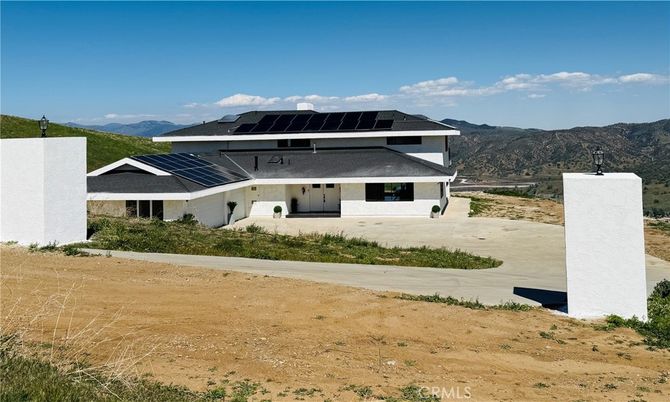 Exterior, Facade, Solar Panels, Modern
