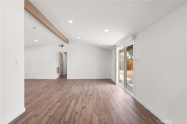Empty room, Interior, Recessed Lighting, Wooden Beams, Wood Texture Flooring