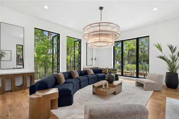 Chandelier, Interior, Living room, Recessed Lighting, Wood Texture Flooring