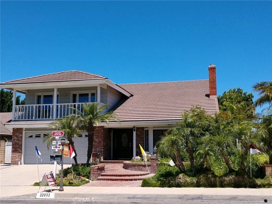 Attached, Exterior, Facade, Brick Facade, Ranch