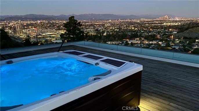 Exterior, Pool, Other