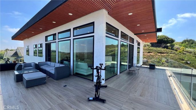 Exterior, Recessed Lighting