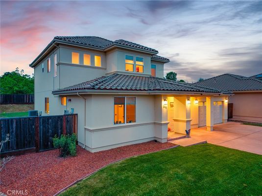 Backyard, Exterior, Facade, Mediterranean
