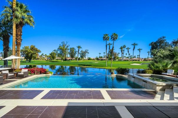 Exterior, Lake, Pool