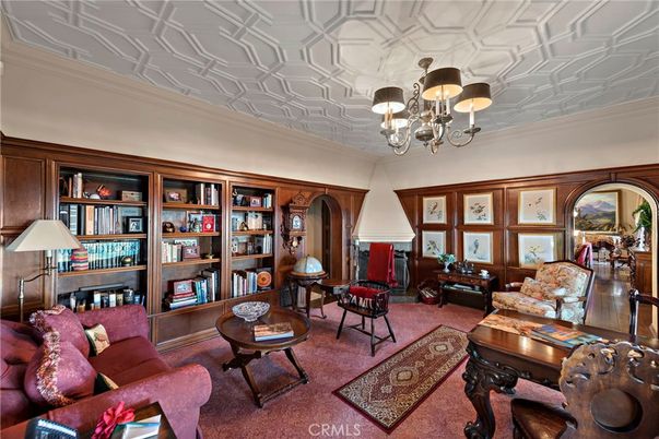 Chandelier, Fireplace, Interior, Living room