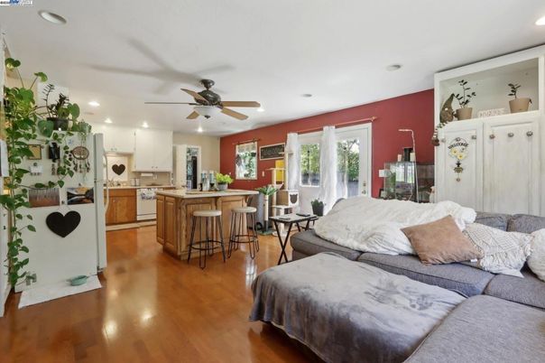 Interior, Kitchen, Living room, Recessed Lighting, Wood Texture Flooring