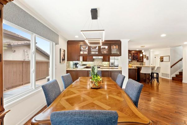 Dining room, Interior, Kitchen, Pendant Lights, Recessed Lighting, Wood Texture Flooring
