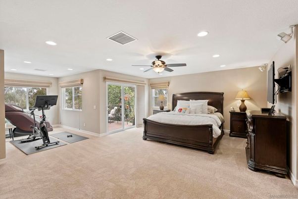 Bedroom, Fitness Equipment, Interior, Recessed Lighting