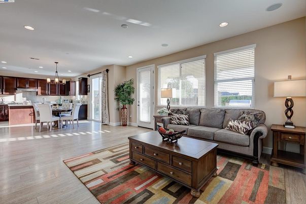 Dining room, Interior, Kitchen, Living room, Pendant Lights, Recessed Lighting, Wood Texture Flooring