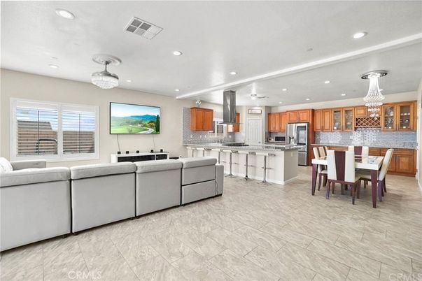 Chandelier, Dining room, Interior, Kitchen, Living room, Recessed Lighting, Stainless Steel Appliances