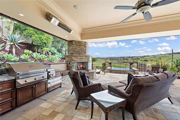 Exterior, Fireplace