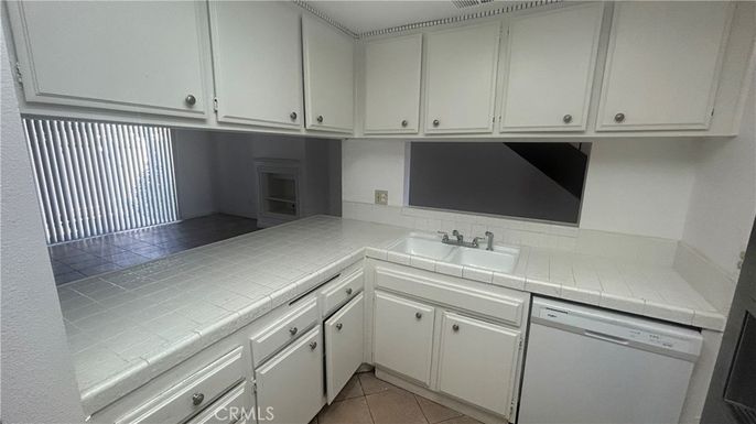 Interior, Kitchen, Tile Countertops