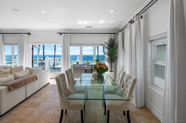 Dining room, Interior, Living room, Recessed Lighting, Water