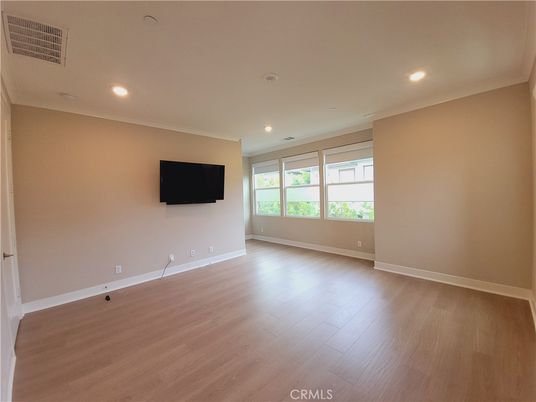 Empty room, Interior, Recessed Lighting, Wood Texture Flooring