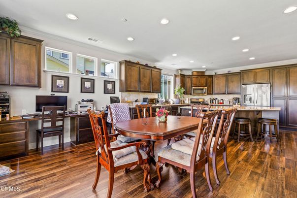 Dining room, Interior, Kitchen, Recessed Lighting, Wood Texture Flooring
