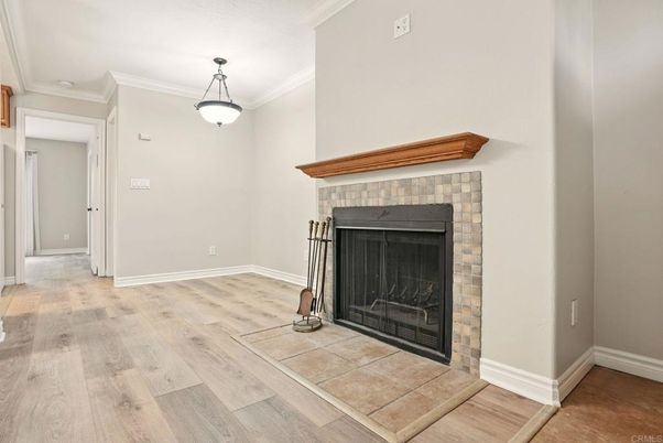 Fireplace, Interior, Pendant Lights, Wood Texture Flooring