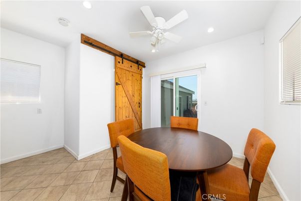 Dining room, Interior, Recessed Lighting