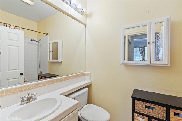 Bathroom, Interior, Tile Countertops