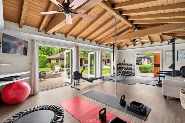 Fitness Equipment, Interior, Wooden Beams, Wooden Ceilings, Wood Texture Flooring