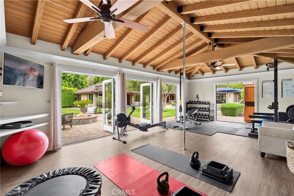 Fitness Equipment, Interior, Wooden Beams, Wooden Ceilings, Wood Texture Flooring